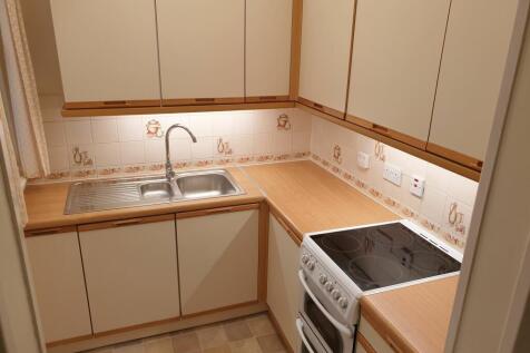 Raby Road, Neston photo 4