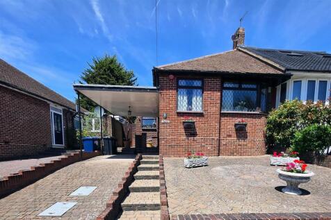 CARPORT &amp; DRIVEWAY