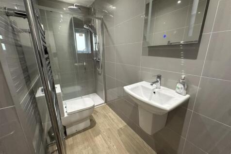 Shower room.jpg