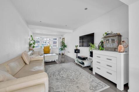 SECOND RECEPTION ROOM