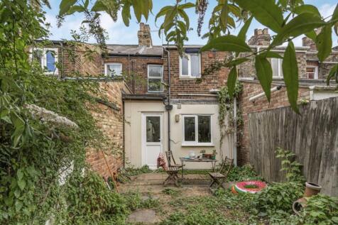 46 Cranham rear