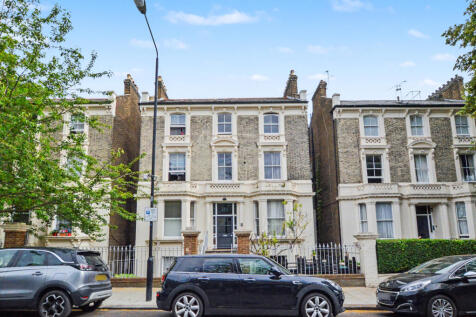 Flat D, 119 Cambridge Gardens, London, W10 6JA