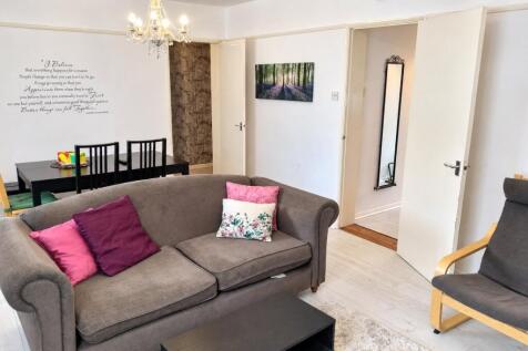 4 Bedroom Flat in PO1 1HT