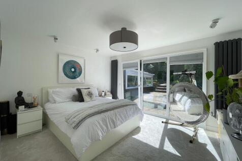 Bedroom One (1)