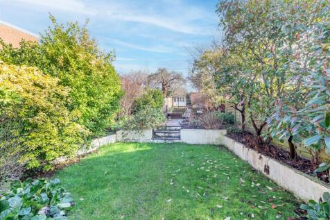 Garden-2.jpg