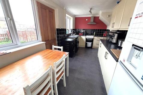 Buckle Court, Selby photo 3