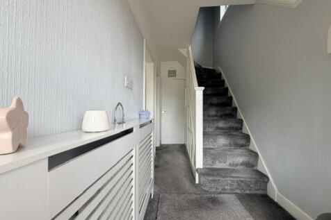Entrance Hallway.jpeg