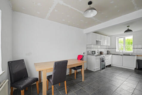 2 Barry Road, Southampton, SO19 5LP
