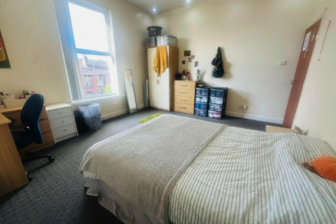 Norwood Road, Hyde Park, Leeds photo 5