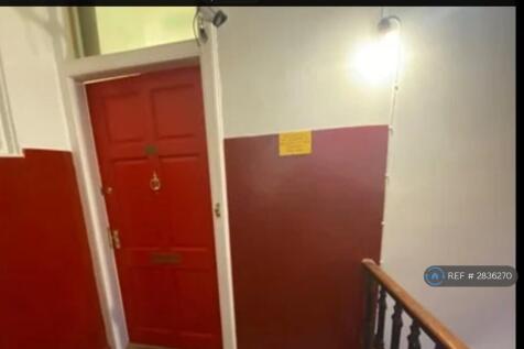 Open Wide Entrance To Flat 