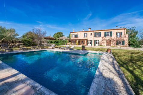 Romantic country house close to Pollensa