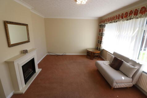 Fulford Crescent, Willerby photo 4