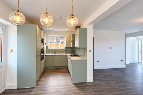 Logwood Avenue, WN5 photo 3