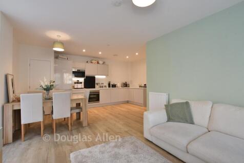 Lounge/Kitchen /Dining Room