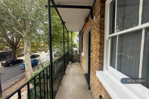 North Hill, London, N6 photo 4