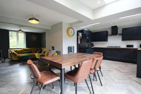 Lounge Kitchen Dining