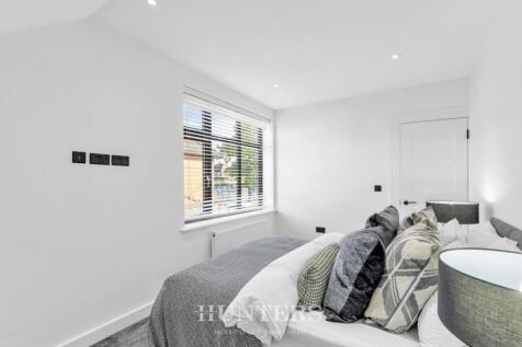 10 Manor Road (4).jpg