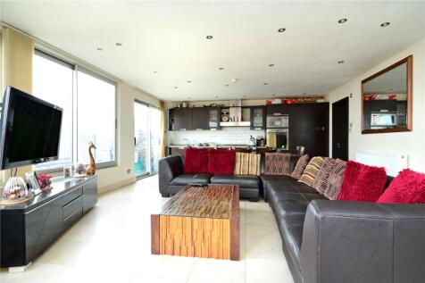 Living Room/Kitchen