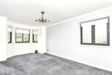 Lounge/Dining