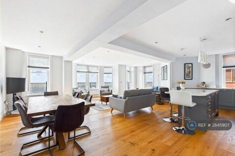 Open Plan Living/Dining/Reception