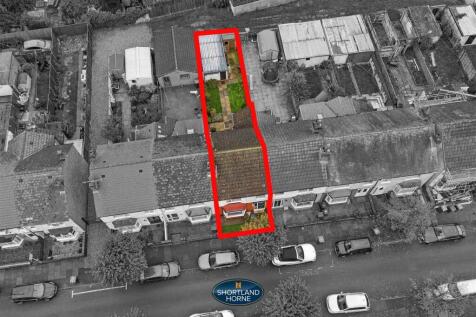 21 Harris Road (4 of 23).jpg