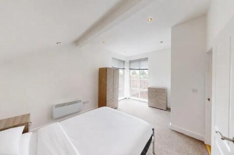 Needham Avenue, Manchester, Greater Manchester, M21 photo 5
