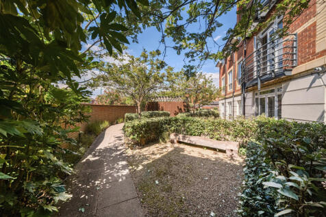 14-681e41efe0ca6-...