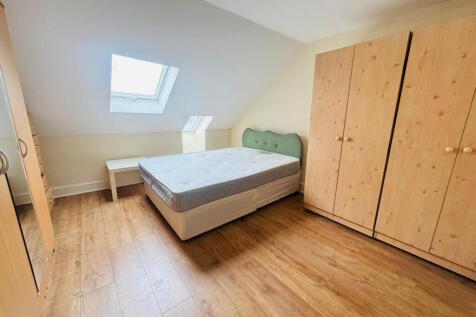 2-bedroom Flat near Plaistow and Upton Park