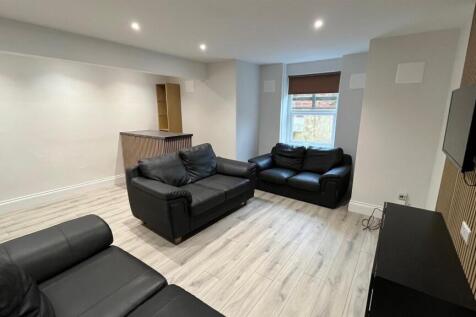 St Michaels Road, Leeds photo 4