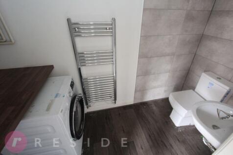 Utility / Downstairs WC