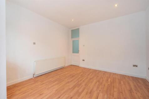 32 Carnarvon Road, Portsmouth, PO2 7NL2224.jpg