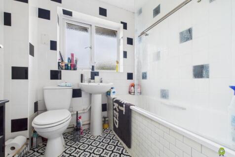 Presented by Kevin at EweMove Bexleyheath and Dart