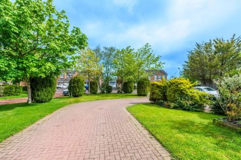 Cairncross Crescent-49.jpg
