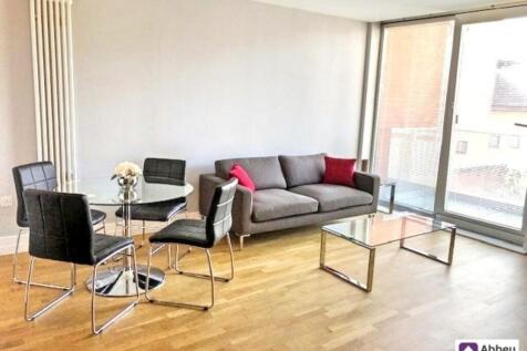 Open Plan Kitchen Living Area