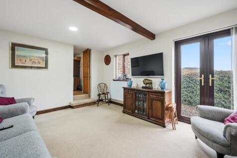 Sitting Room to doors and window.jpg