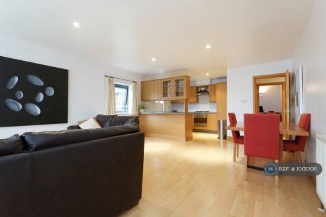 Open Plan: Dining, Lounge, Kitchen