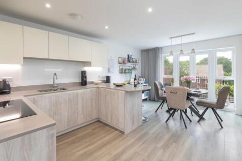 Kitchen &amp; Breakfast room