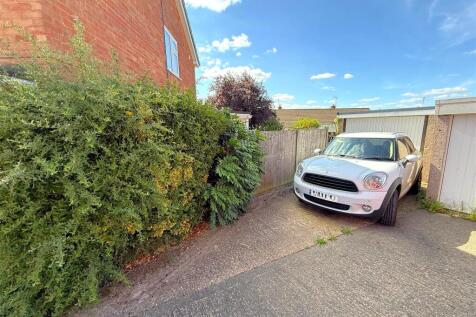 Driveway Garage.jpg
