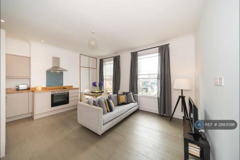 Lounge/Kitchen