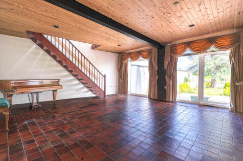 Open Plan Kitchen...