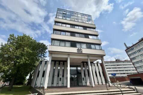 1-bed flat on Carlton Square, Carlton, NOTTINGHAM, £800/mo