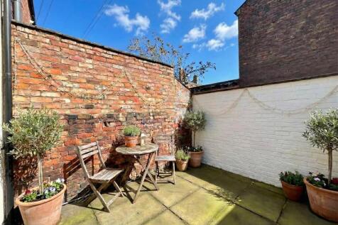 Courtyard Garden