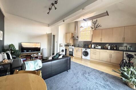 Open Plan Kitchen/Dining/Living
