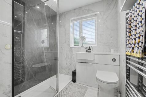 Shower Room.jpeg