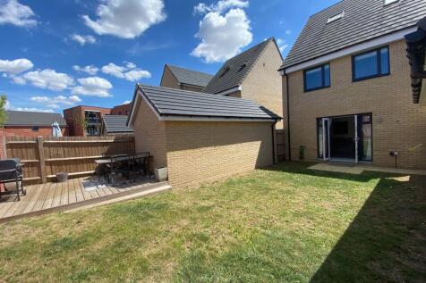 Cashmere Drive, Andover, Andover, SP11 photo 3