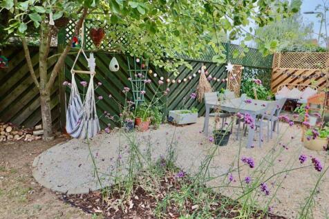 Outside - Southerly Facing Secluded Rear Garden