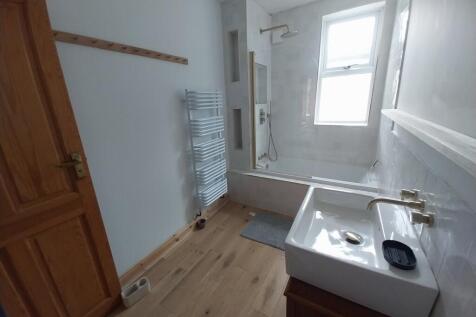 Carrfield Road, Heeley, S8 9SA photo 3