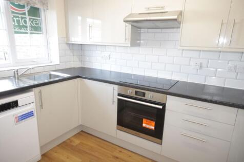 Sutton Road, Speen, Newbury, RG14 photo 4