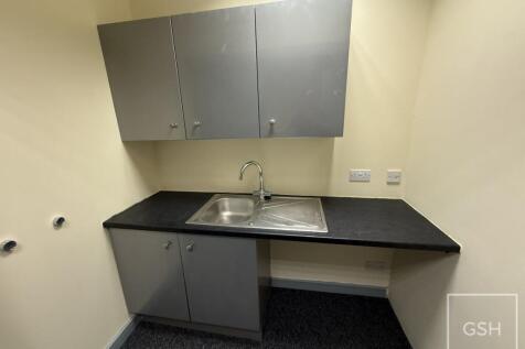 091DB2E9C4D64235B913318454240288_1_102_o 2.jpeg