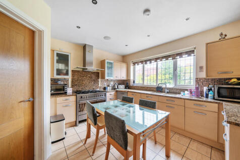 1333472-6-6890b9b...